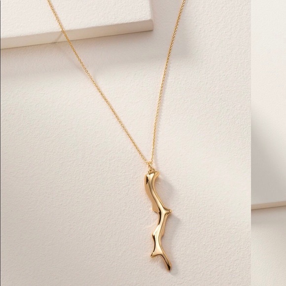 Stella & Dot Chase Coral Necklace - Picture 1 of 4